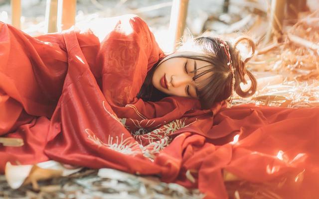 【动漫杂谈】碧蓝航线番剧的一点感想,对日漫狂热粉乖乖的接受文化输出的担忧 碧蓝航线番剧的一点感想,对日漫狂热粉乖乖的接受文化输出的担忧 原创专区-第5张